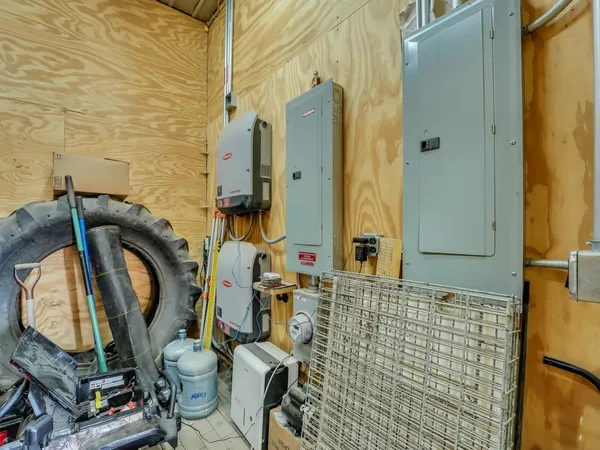 $799,000 | 12216 Pleasant Valley Road, Woodstock, IL 60098