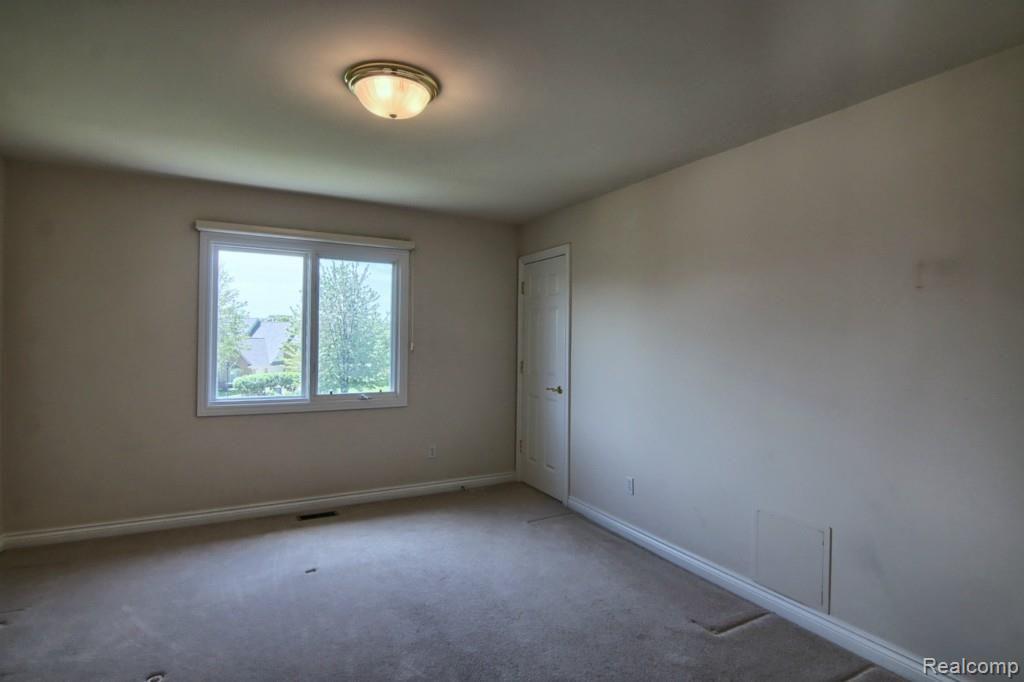 2695 Shorebrook Court Rochester, MI 48306 - Photo 25 of 31 4th_Bedroom.jpg