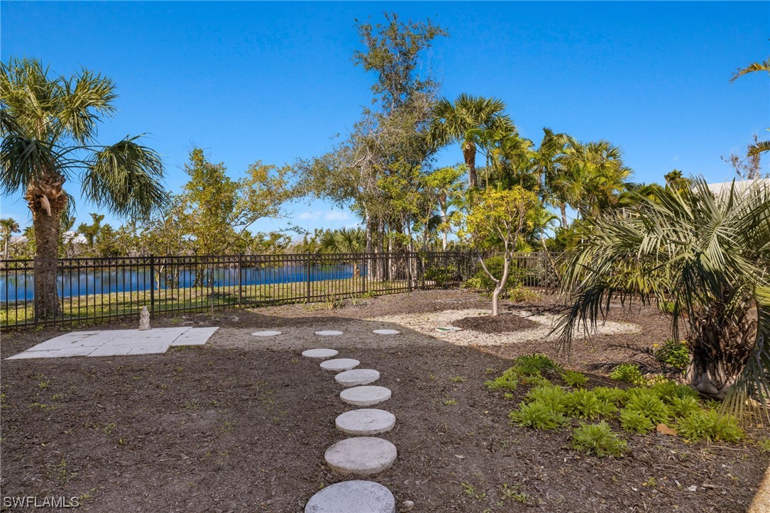 657 Rabbit Road Sanibel, FL 33957 - Photo 12 of 37 a view of a park