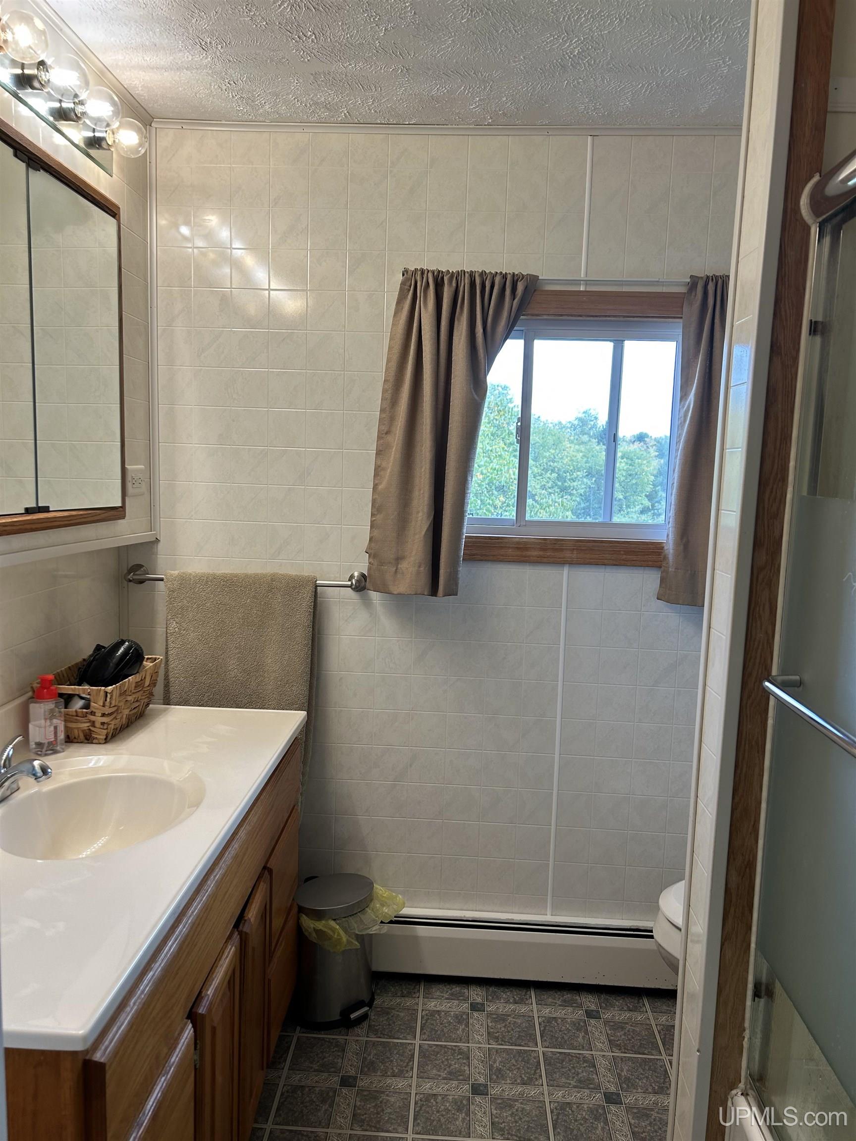 N6540 Alger Heights Road Munising, MI 49862 - Photo 10 of 27 Gallery Image 10