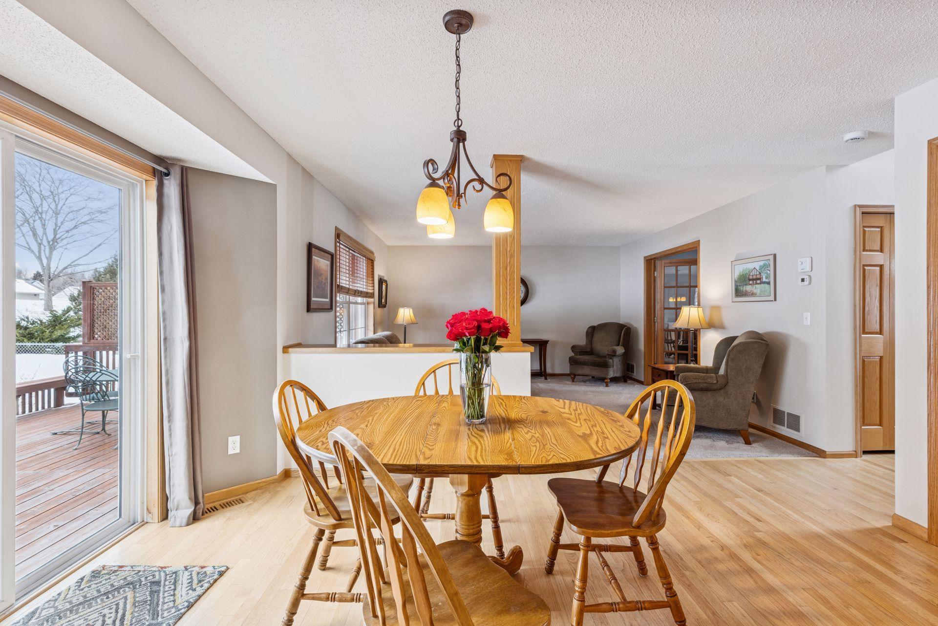 7746 Newbury Road Woodbury, MN 55125 - Photo 11 of 46