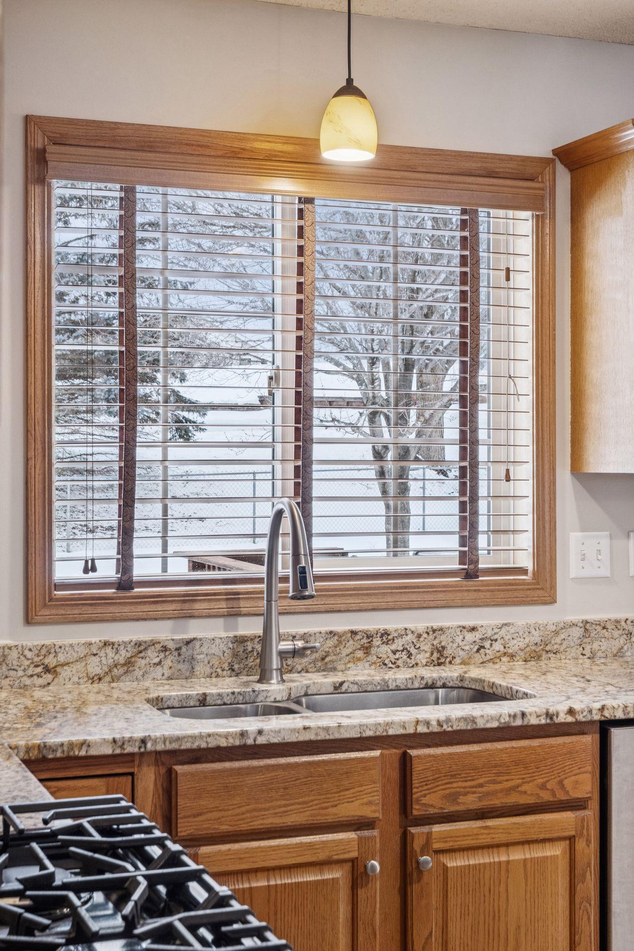 7746 Newbury Road Woodbury, MN 55125 - Photo 17 of 46