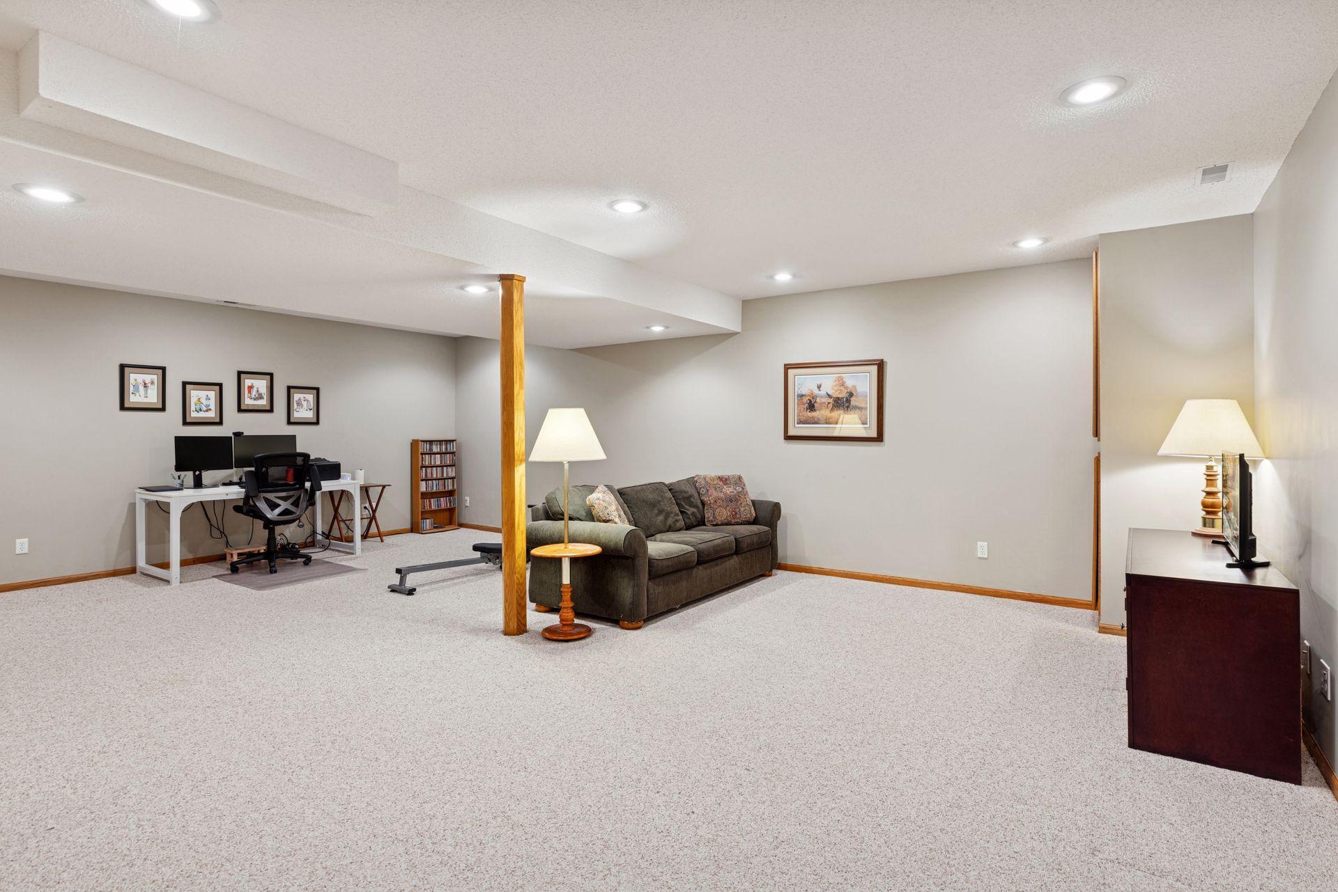 7746 Newbury Road Woodbury, MN 55125 - Photo 28 of 46