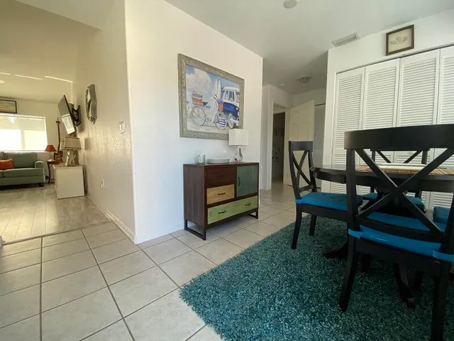 a view of a livingroom with furniture