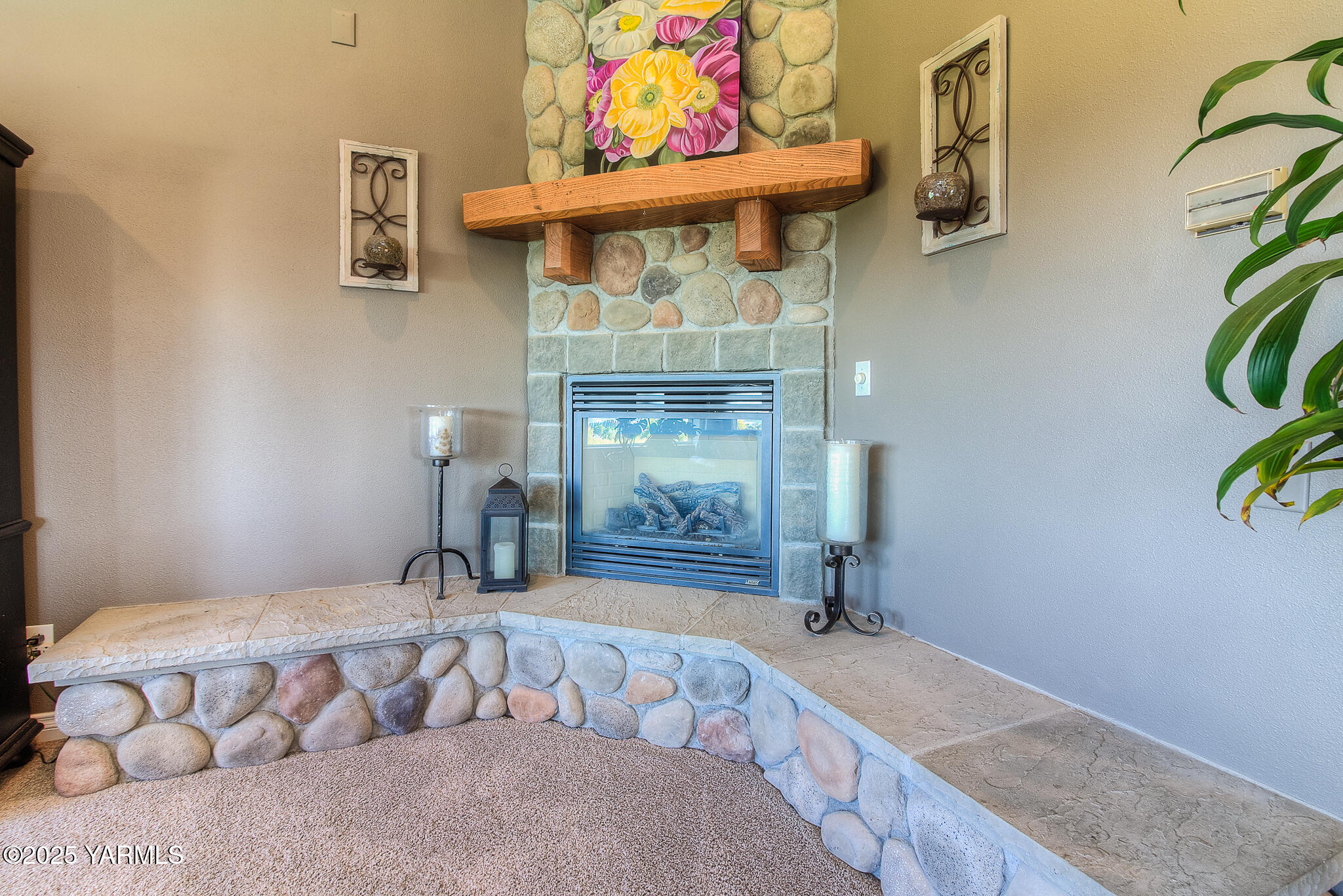 9806 Bittner Road Yakima, WA 98901 - Photo 11 of 53 Fireplace