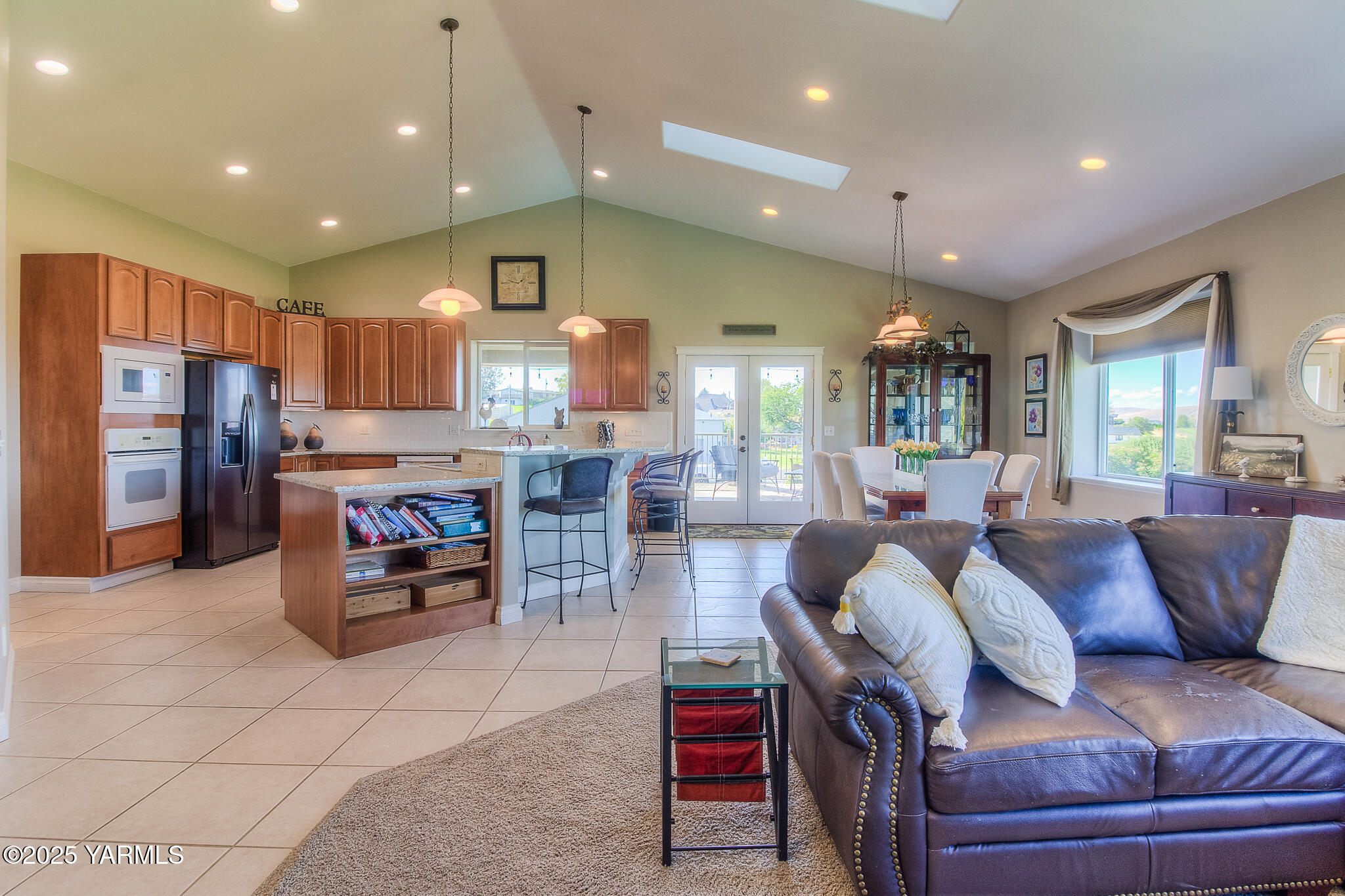 9806 Bittner Road Yakima, WA 98901 - Photo 13 of 53 Kitchen