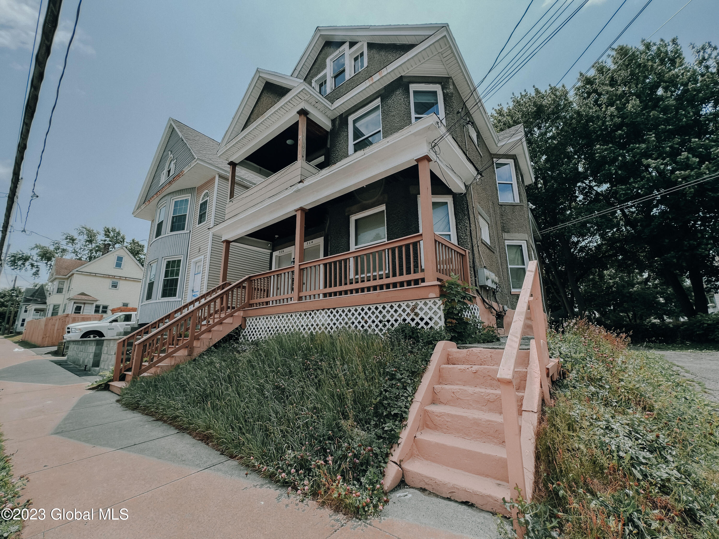 714 Beaver Street Schenectady, NY 12308 - Photo 2 of 20 IMG_2589