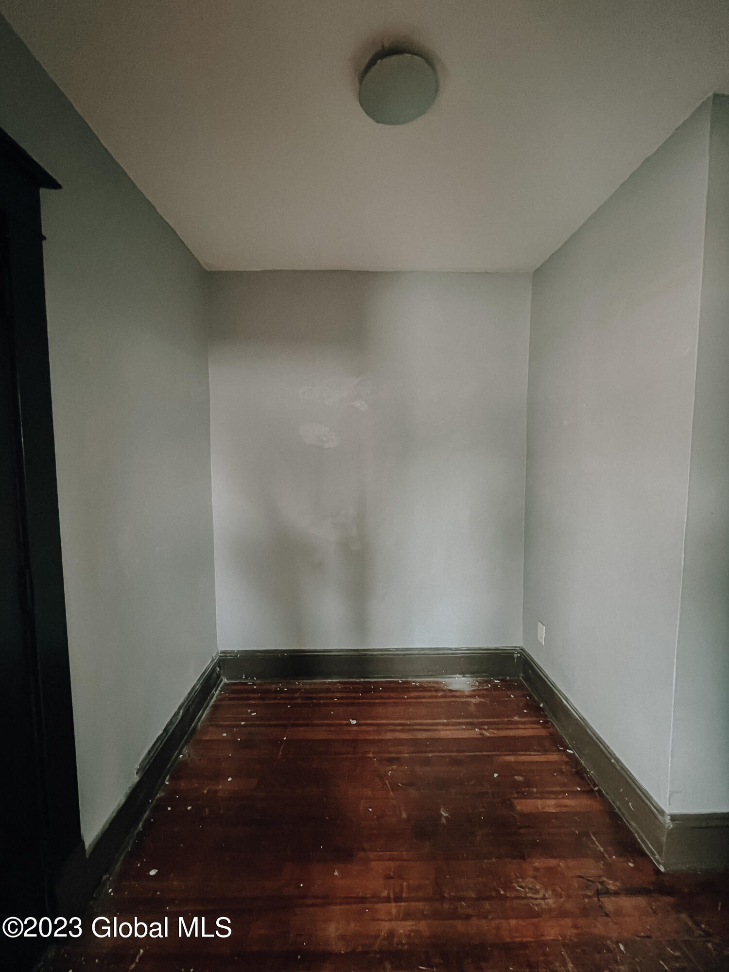 714 Beaver Street Schenectady, NY 12308 - Photo 7 of 20 IMG_2572