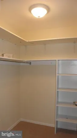 $1,700 | 5340 Holmes Run Parkway, Unit 709, Alexandria, VA 22304