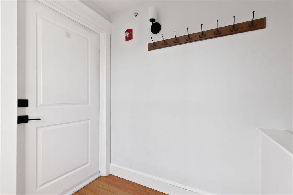 85 Bridge Street, Unit 4 Salem, MA 01970 - Photo 28 of 32