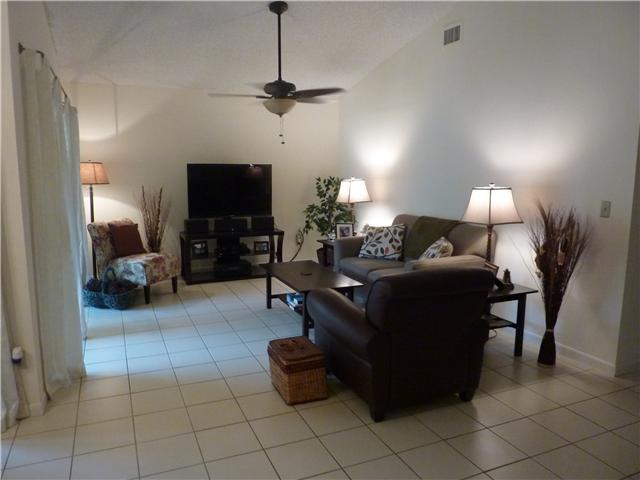 10669 Pebble Cove Lane Boca Raton, FL 33498 - Photo 4 of 25 Additional Photo