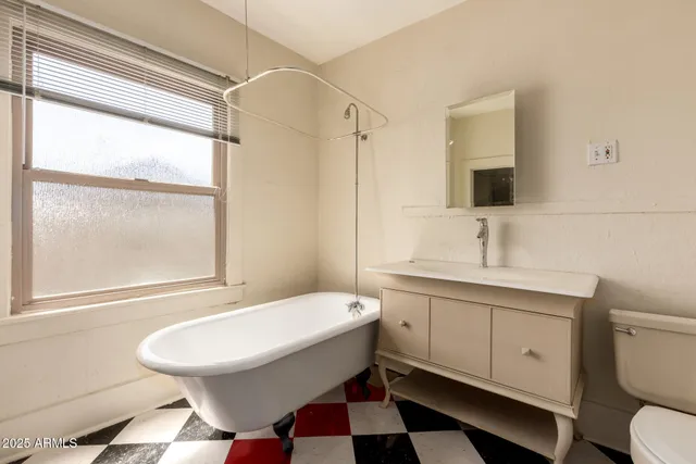 $550,000 | 1322 West Monroe Street, Phoenix, AZ 85007