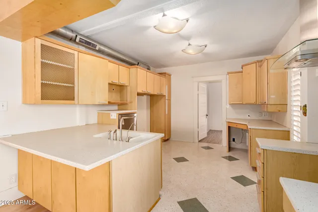 $550,000 | 1322 West Monroe Street, Phoenix, AZ 85007