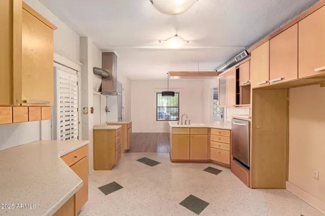 $550,000 | 1322 West Monroe Street, Phoenix, AZ 85007