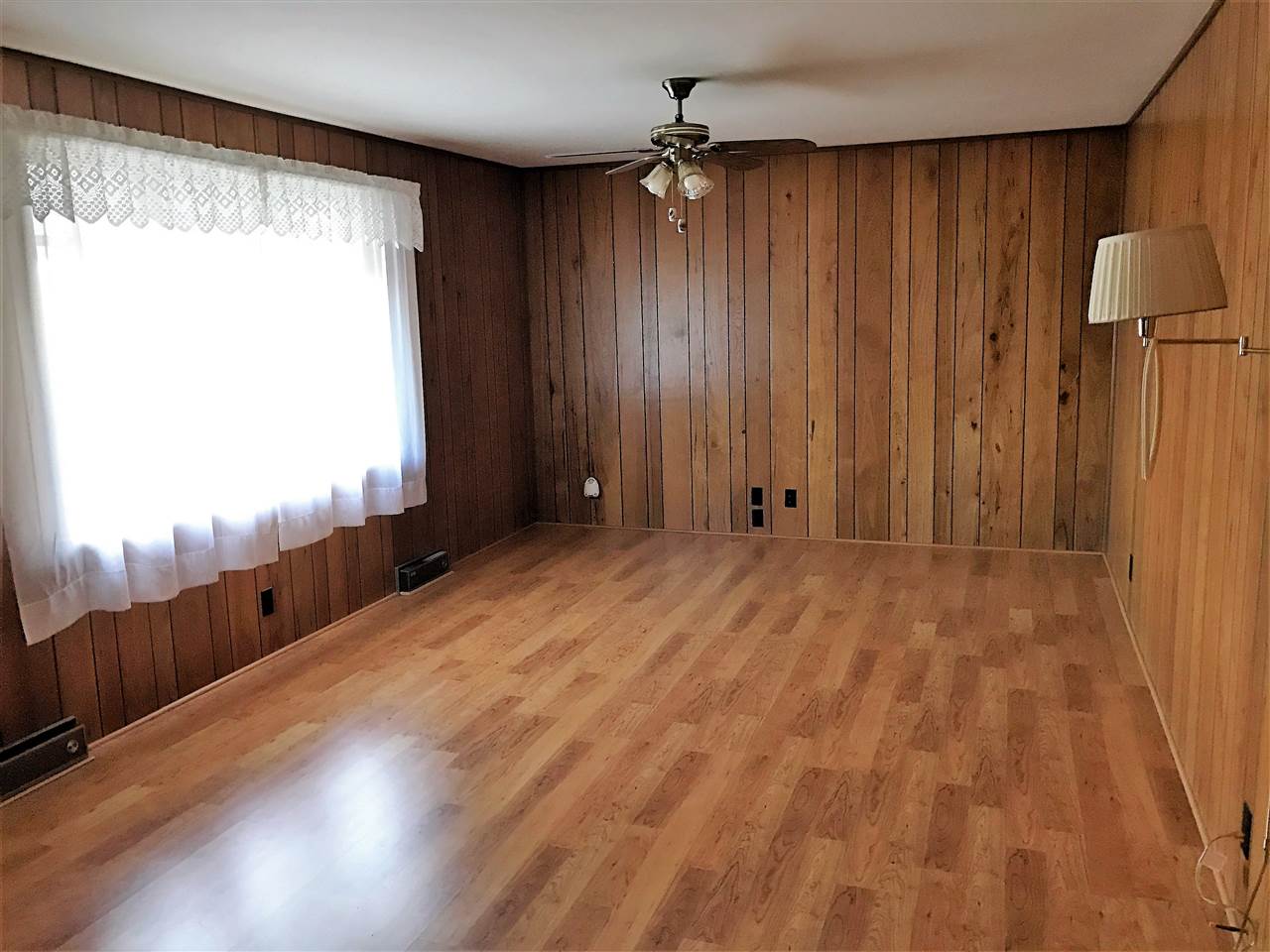 1702 Bedford Road Washington, IN 47501 - Photo 4 of 9 Gallery Image 4