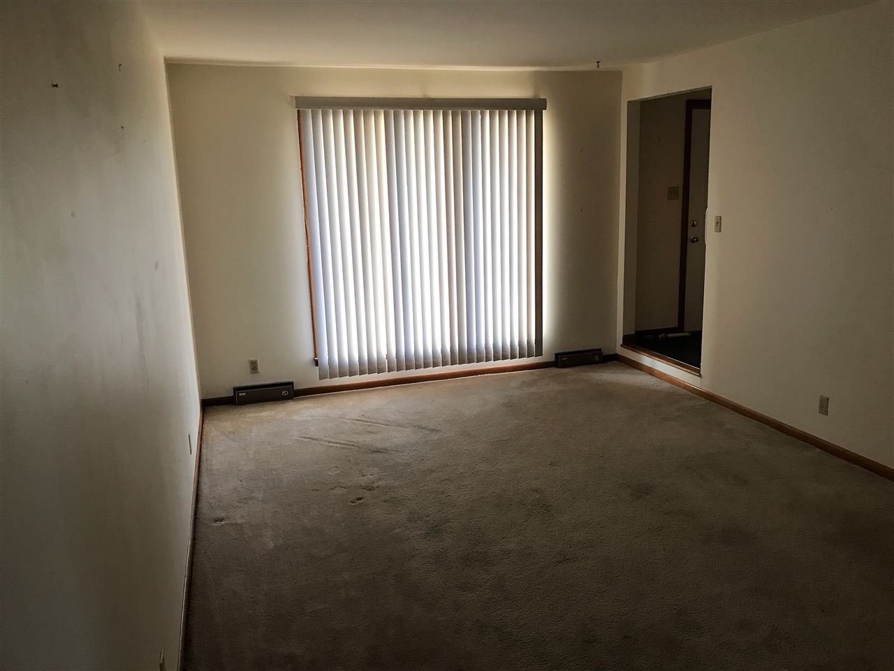 1702 Bedford Road Washington, IN 47501 - Photo 5 of 9 Gallery Image 5