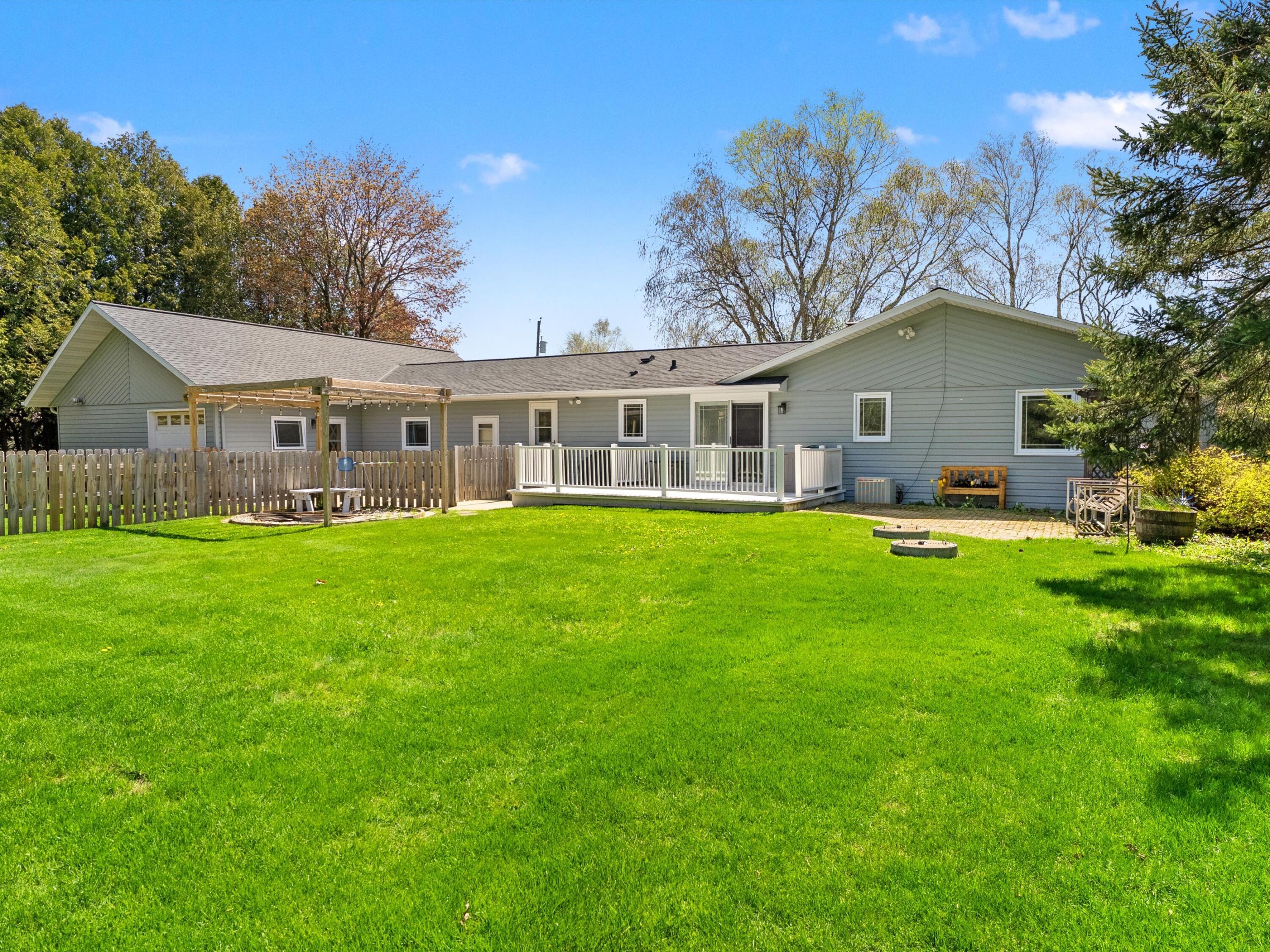 5204 South 10th Street Manitowoc, WI 54220 - Photo 37 of 54 07-007_3058364_01981