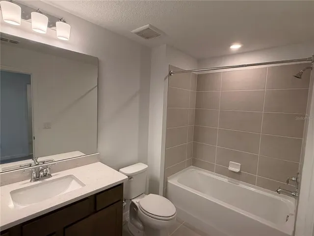 a view of an entryway of a house