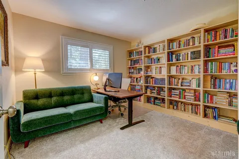 $790,000 | 1063 Onnontioga Street, South Lake Tahoe, CA 96150