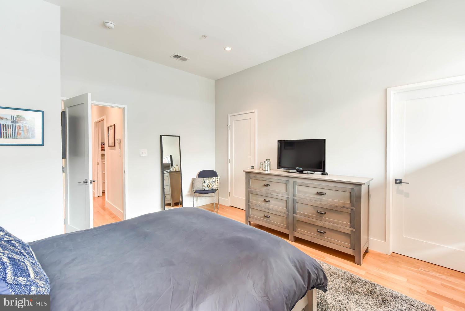 2110 10th Street Northwest, Unit 2 Washington, DC 20001 - Photo 15 of 19