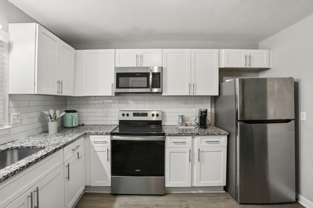 2889 White Oak Drive Decatur, GA 30032 - Photo 10 of 16