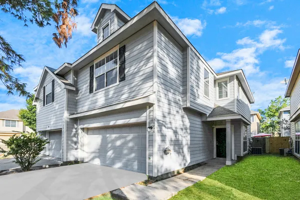 $1,925 | 16850 Brooktondale Court, Houston, TX 77084