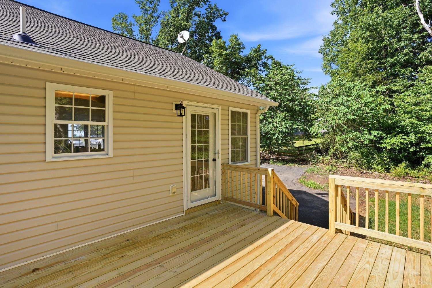 4028 Pumping Station Road Appomattox, VA 24522 - Photo 36 of 44