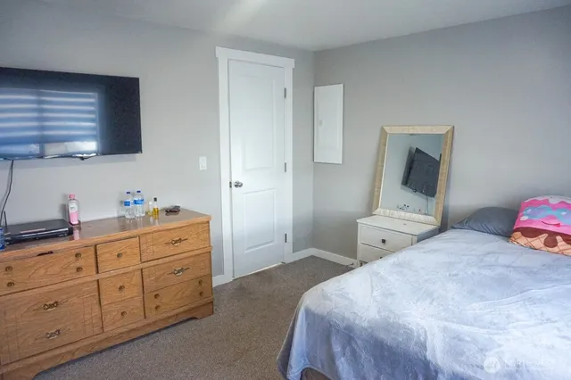 $299,900 | 35 West Hampton Road, Othello, WA 99344