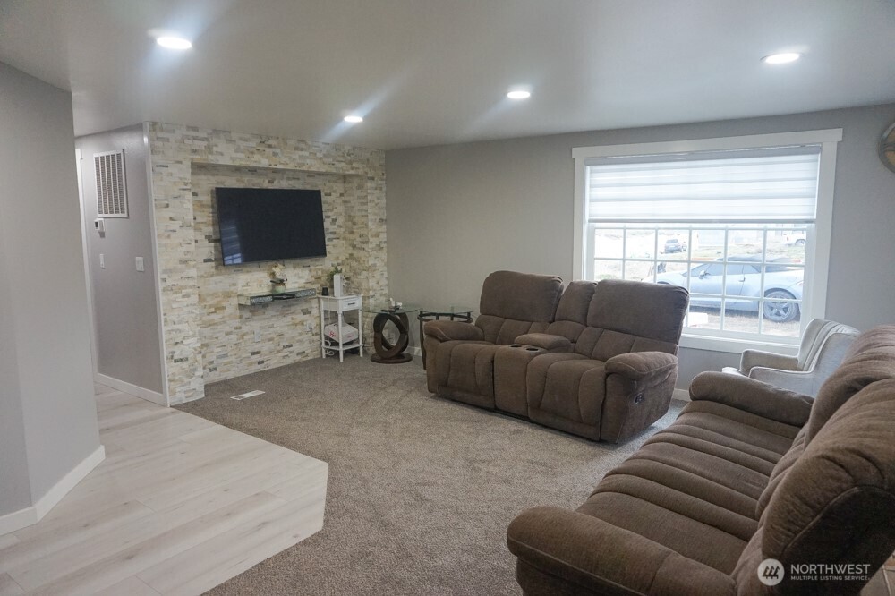 35 West Hampton Road Othello, WA 99344 - Photo 6 of 27