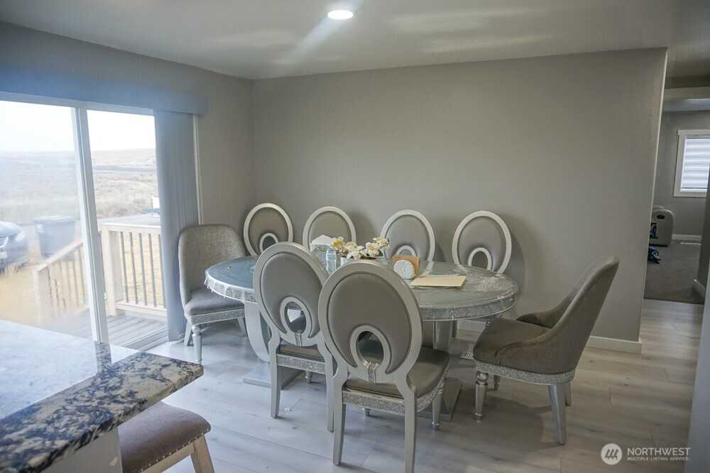 35 West Hampton Road Othello, WA 99344 - Photo 9 of 24