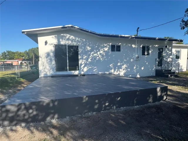 $619,900 | 13930 Jefferson Street, Miami, FL 33176