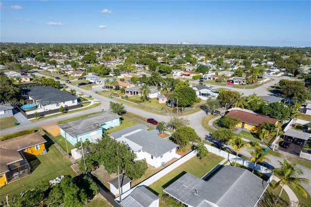 $619,900 | 13930 Jefferson Street, Miami, FL 33176