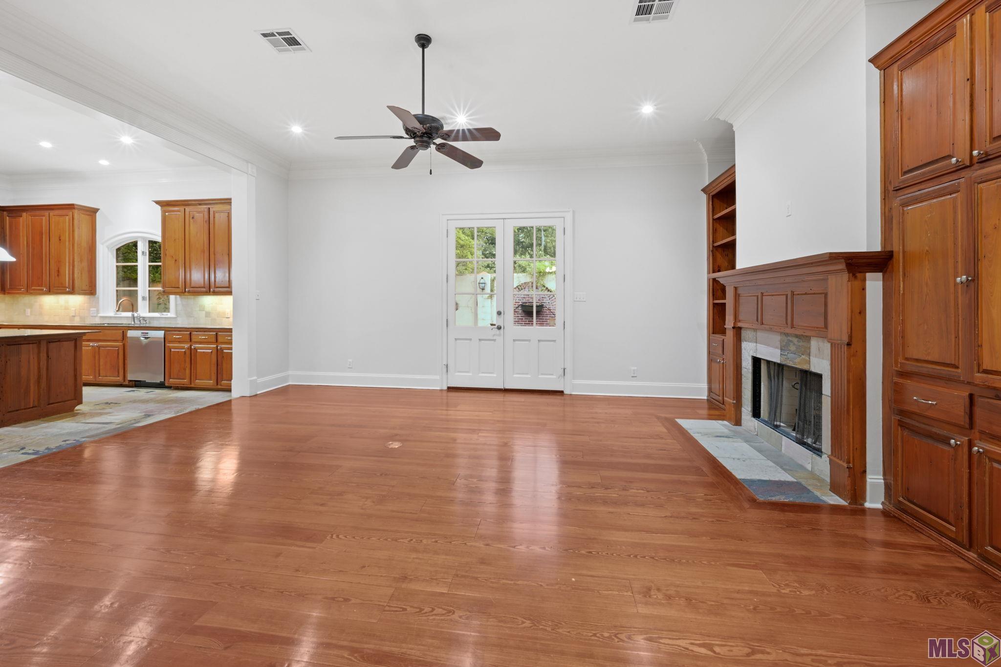 903 Crown Way Baton Rouge, LA 70806 - Photo 9 of 24
