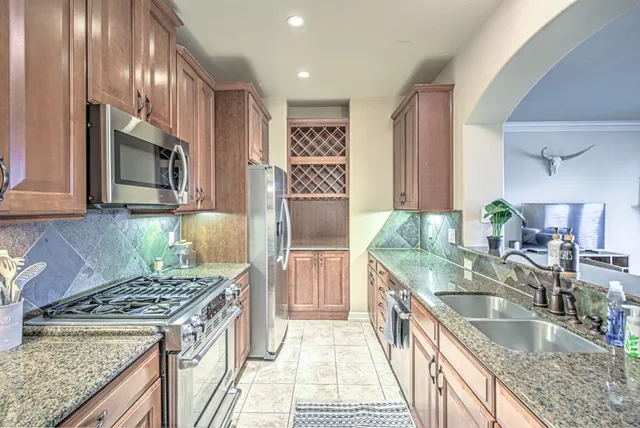 $849,000 | 2226 Westlake Drive, Unit 13, Austin, TX 78746