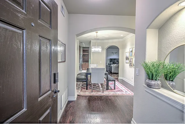 $849,000 | 2226 Westlake Drive, Unit 13, Austin, TX 78746