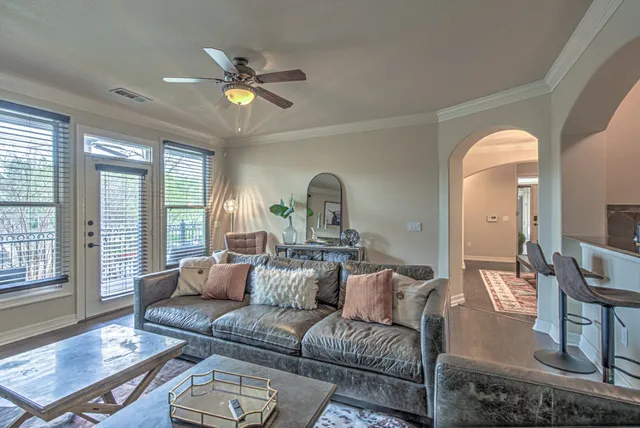 $849,000 | 2226 Westlake Drive, Unit 13, Austin, TX 78746