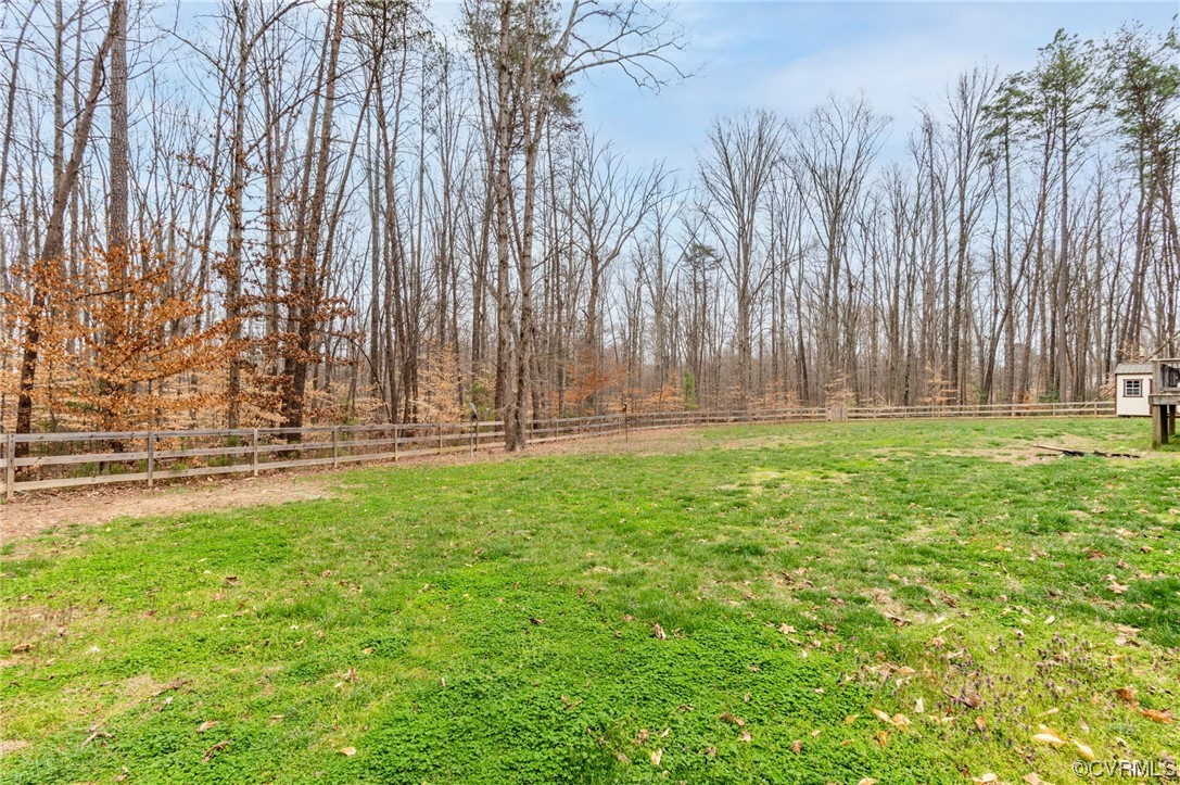 2318 Red Lane Road Powhatan, VA 23139 - Photo 5 of 31 Gallery Image 5