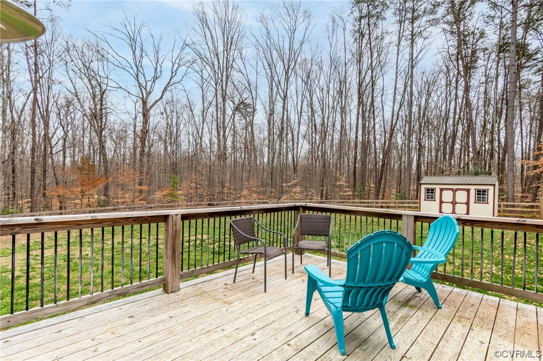 2318 Red Lane Road Powhatan, VA 23139 - Photo 7 of 31 Gallery Image 7