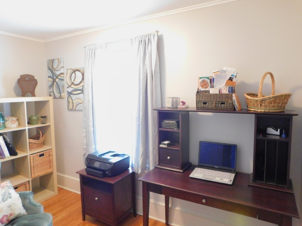 202 Edendale Street Springfield, MA 01104 - Photo 12 of 23 Gallery Image 12