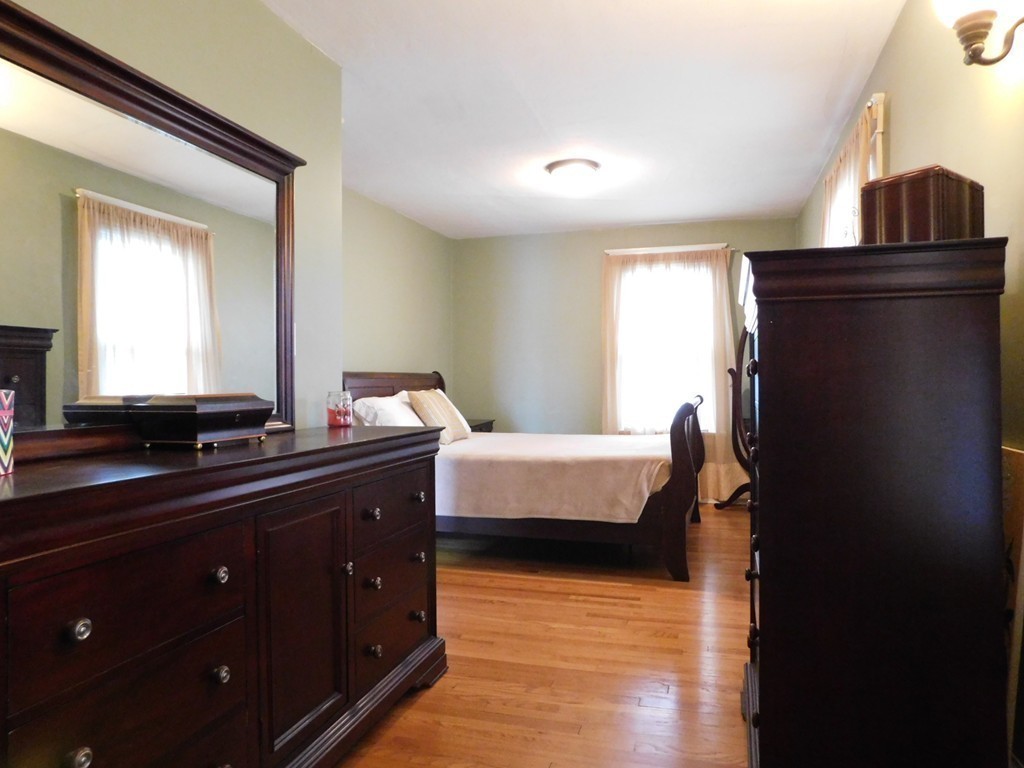 202 Edendale Street Springfield, MA 01104 - Photo 16 of 23 Gallery Image 16