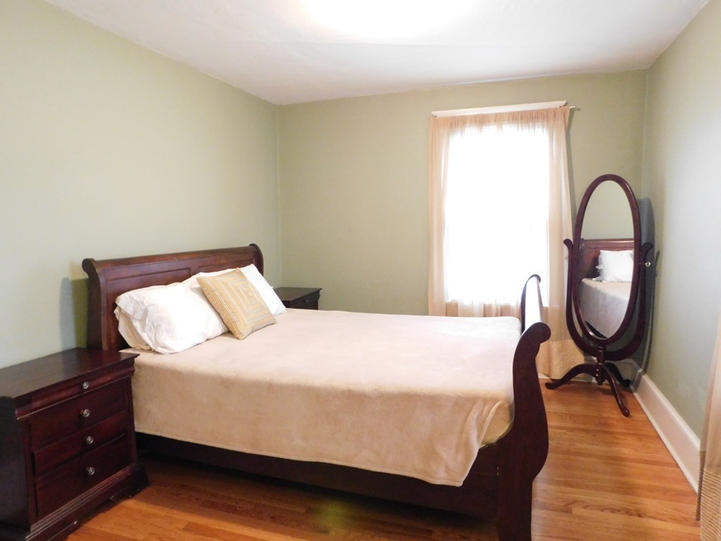 202 Edendale Street Springfield, MA 01104 - Photo 17 of 23 Gallery Image 17