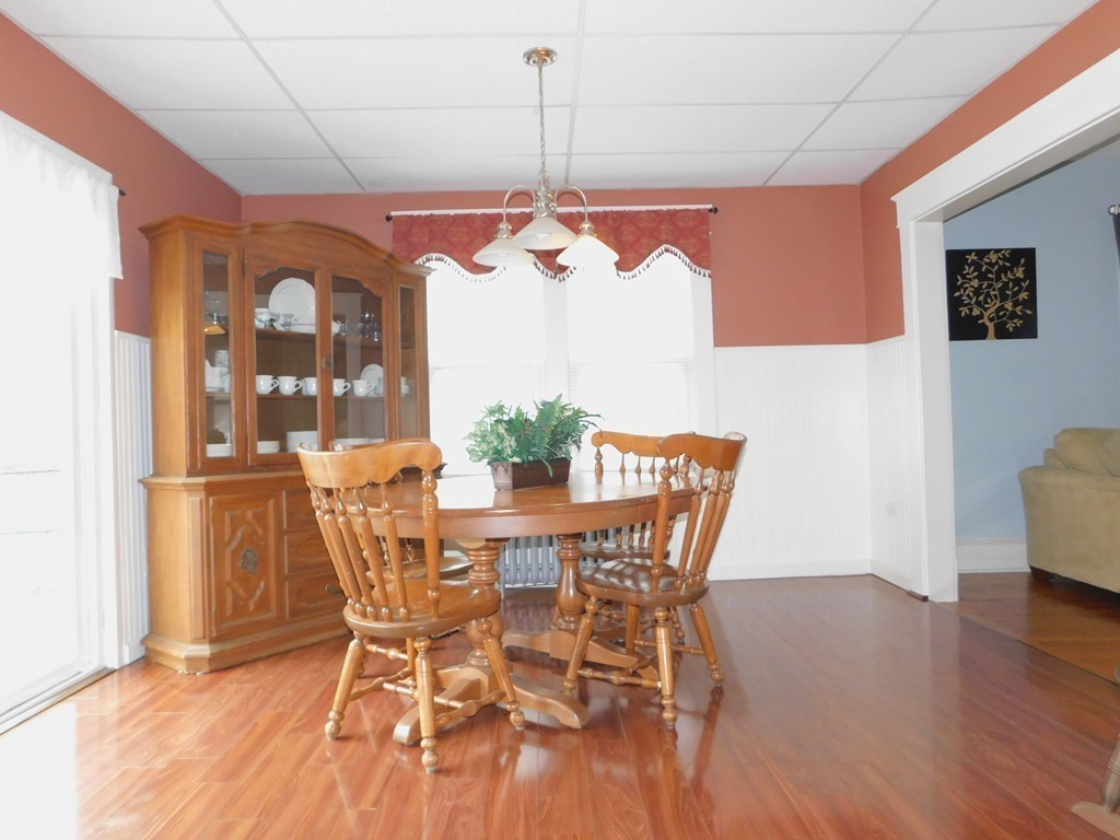 202 Edendale Street Springfield, MA 01104 - Photo 8 of 23 Gallery Image 8