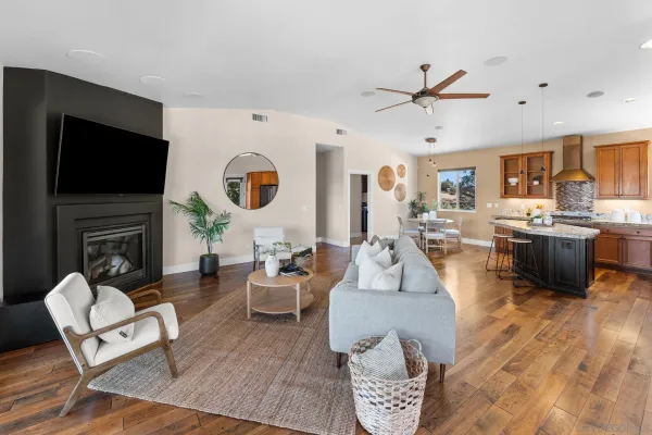 $999,999 | 12260 Linroe Drive, Lakeside, CA 92040