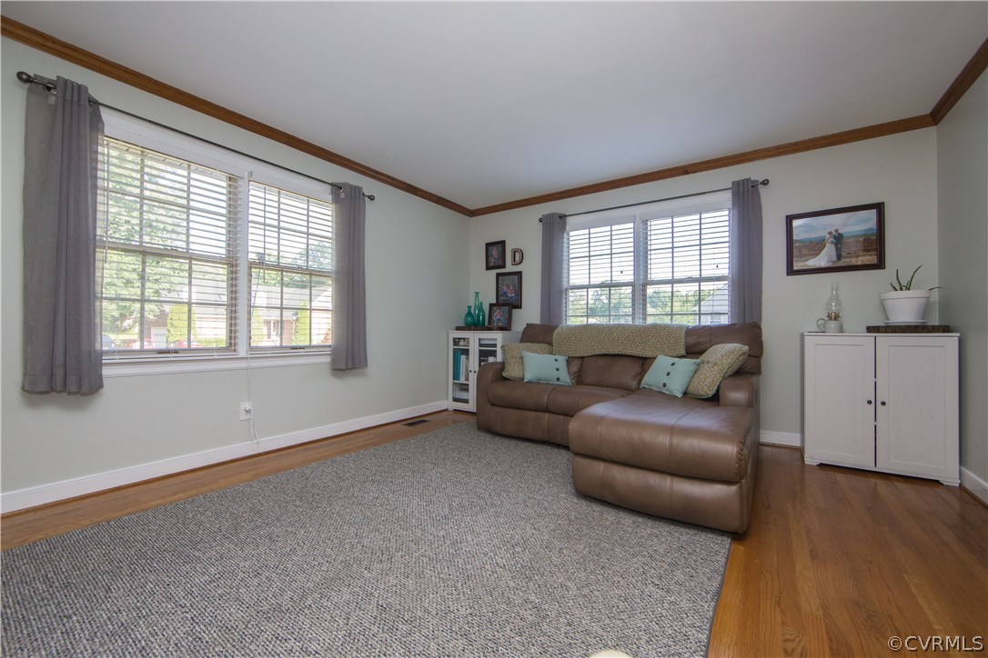 4320 Oxbridge Road Richmond, VA 23236 - Photo 10 of 33 Gallery Image 10