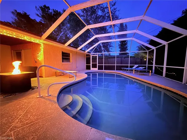 $749,000 | 690 95th Avenue North, Naples, FL 34108