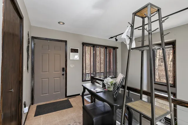 $254,999 | 16 Oak Glen Drive, Galena, IL 61036