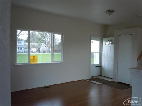 4214 Branch Road Flint, MI 48506 - Photo 3 of 23 20131975-2.JPG