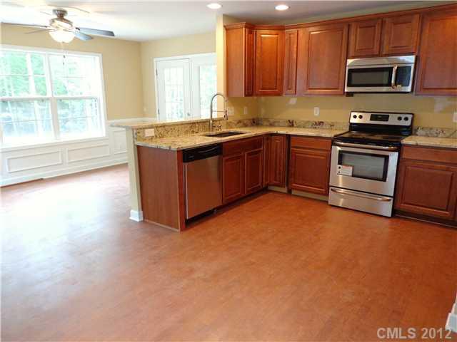 1268 Sutton Spring Road York, SC 29745 - Photo 6 of 16
