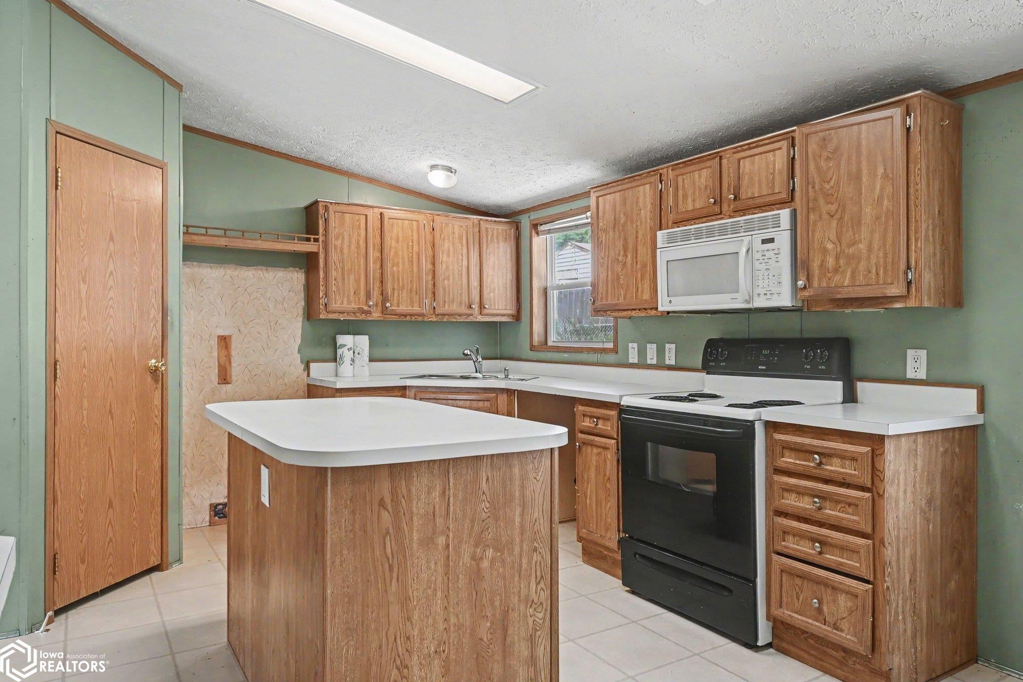 401 Walnut Street Walnut, IA 51577 - Photo 9 of 28 Gallery Image 9