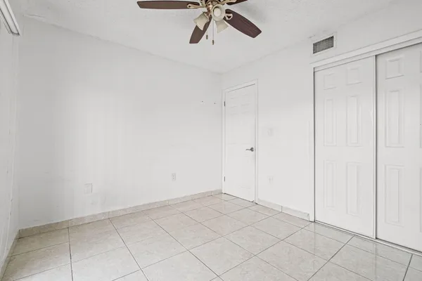 $2,700 | 1340 West 41st Street, Unit 101, Hialeah, FL 33012